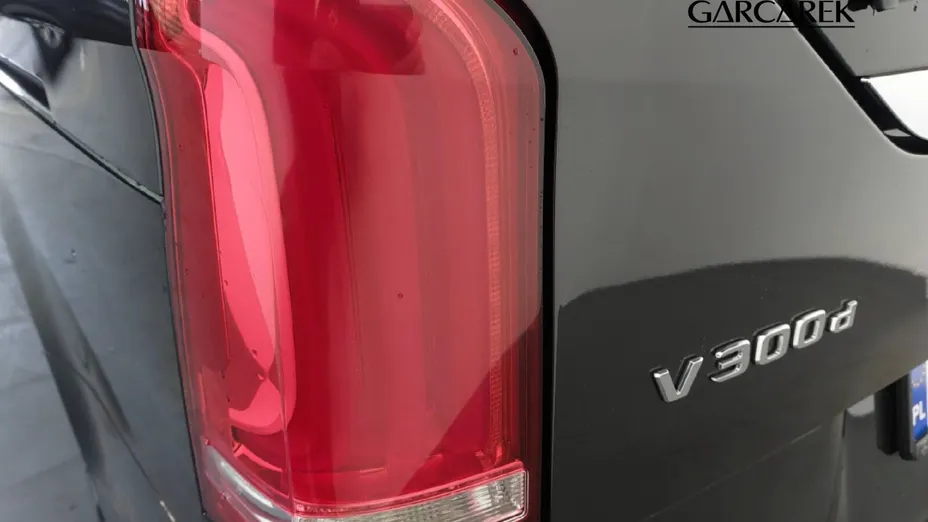 MERCEDES-BENZ V Klasa V 300 d Avantgarde 9G-Tronic (długi)