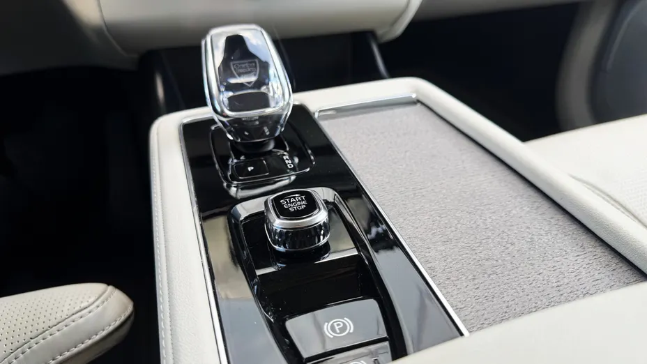 VOLVO XC90 XC90 B5 B AWD Plus Bright 7os aut