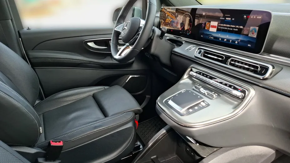 MERCEDES-BENZ V Klasa V 300 d 4-Matic 9G-Tronic Exclusive (ekstra dł)