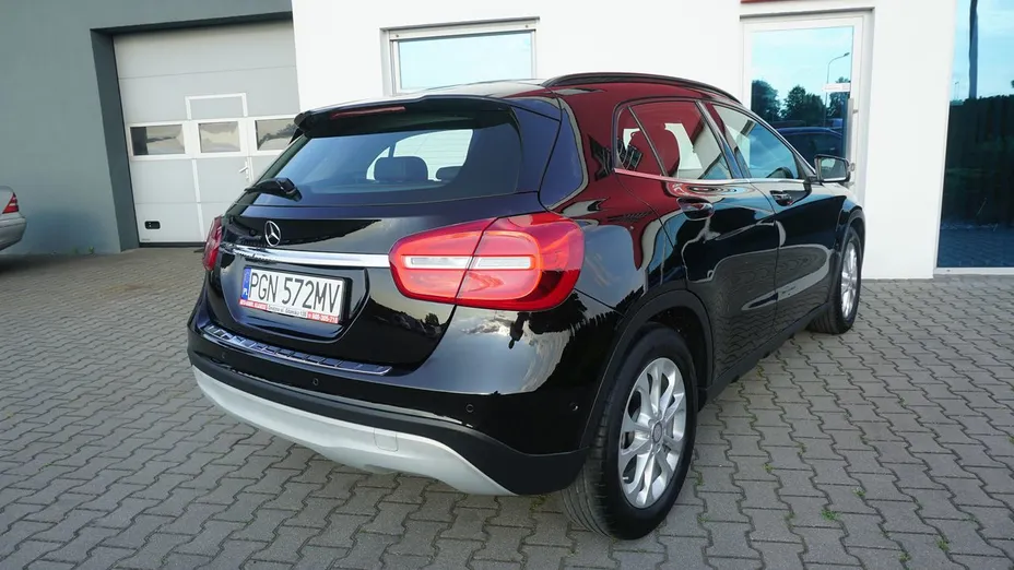 MERCEDES-BENZ GLA GLA 200 7G-DCT Urban