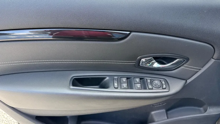 RENAULT Scenic -