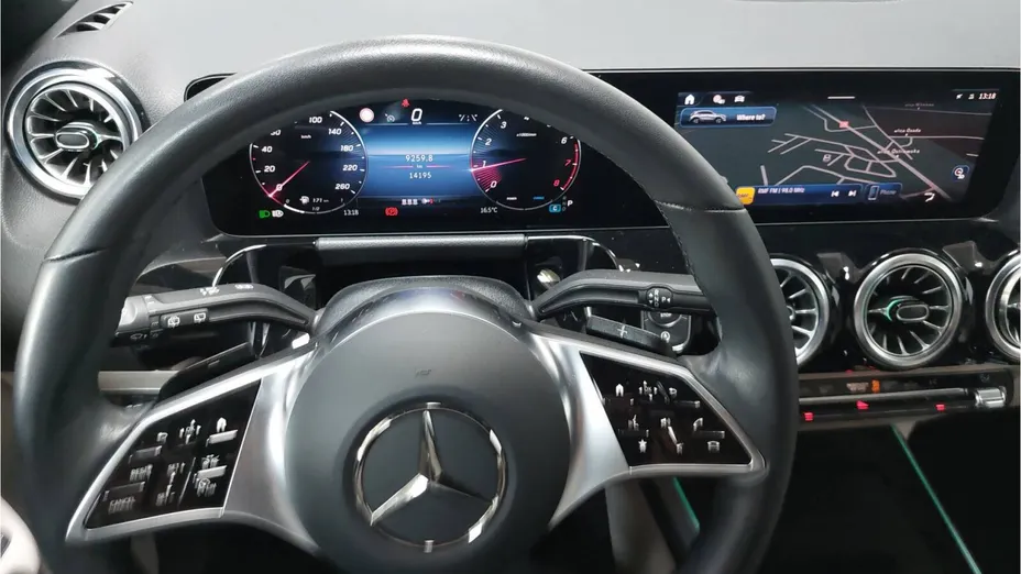 MERCEDES-BENZ GLA GLA 200 mHEV Progressive 7G-DCT