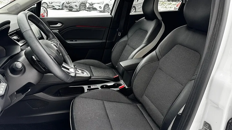 RENAULT Captur Captur 1.3 TCe mHEV Techno EDC