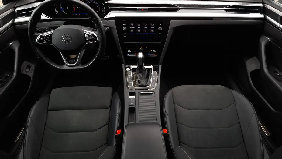 VOLKSWAGEN Arteon Arteon 2.0 TDI R-Line DSG