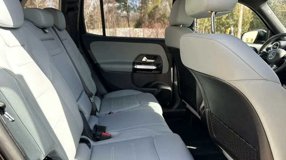 MERCEDES-BENZ GLB GLB 200 mHEV Progressive 7G-DCT