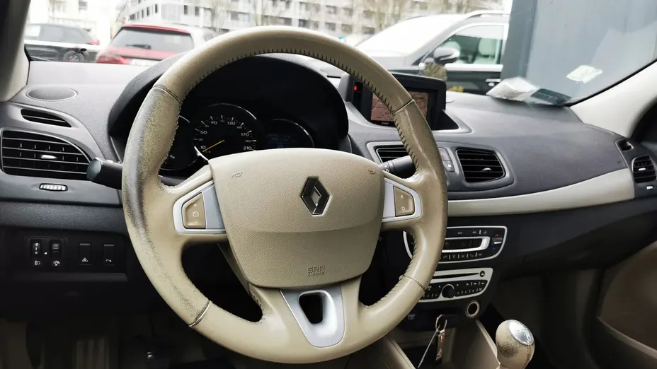 RENAULT Fluence Fluence 2.0 16V Privilege