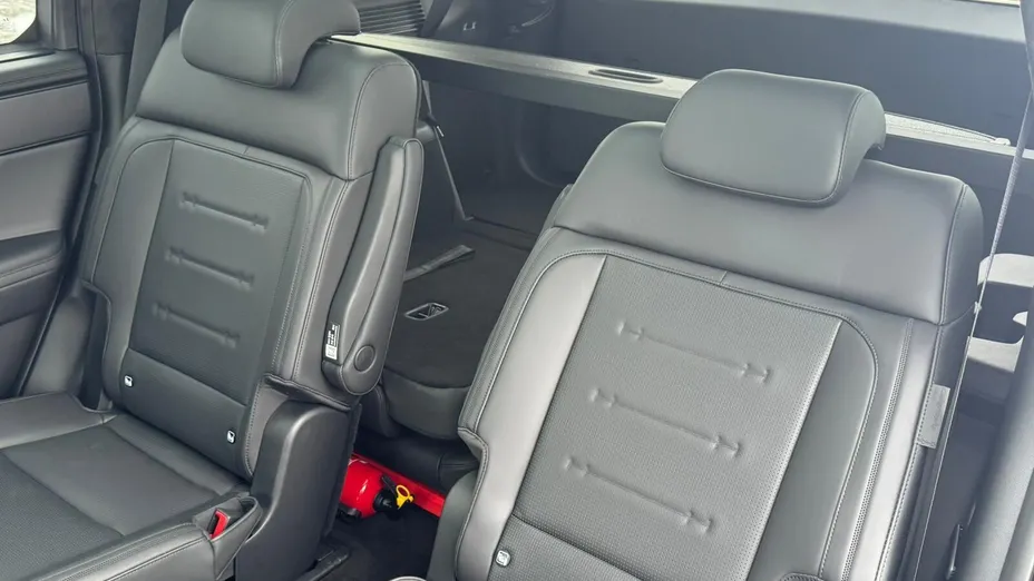 HYUNDAI Santa Fe Santa Fe 1.6 T-GDI HEV Calligraphy 4WD aut 6os.