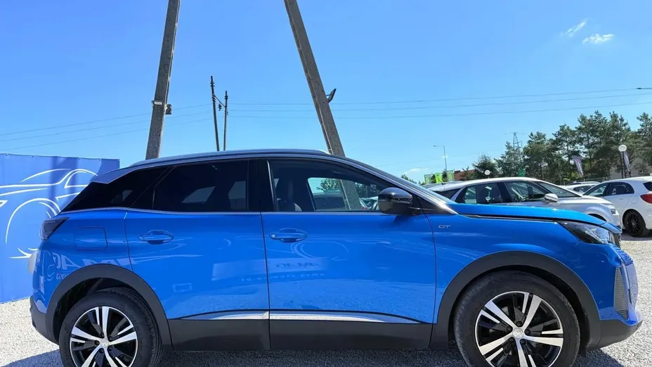 PEUGEOT 3008 -