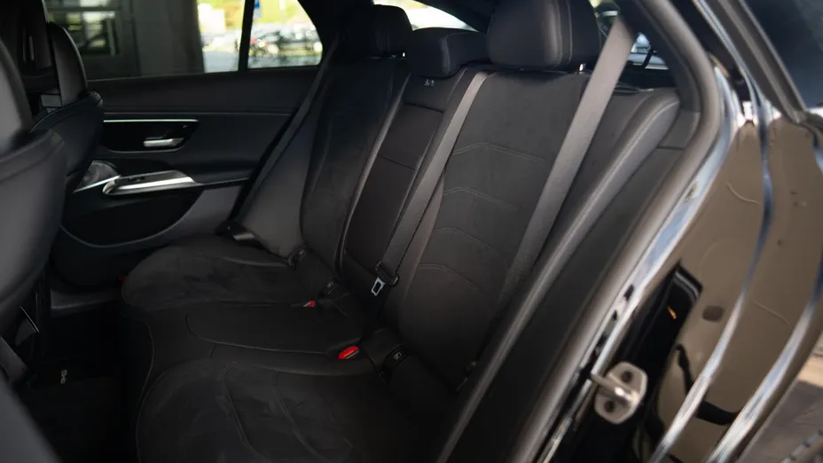 MERCEDES-BENZ E Klasa E 220 d mHEV 4-Matic AMG 9G-Tronic