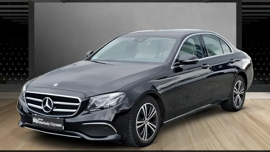 MERCEDES-BENZ E Klasa E 220 d Avantgarde