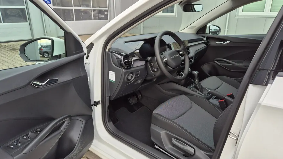 SKODA Fabia Fabia 1.0 TSI Selection DSG Nowy