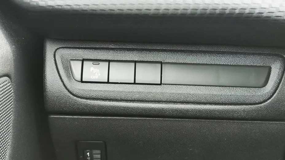 PEUGEOT 208 208 1.4 HDi Access
