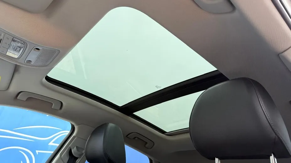AUDI Q3 -
