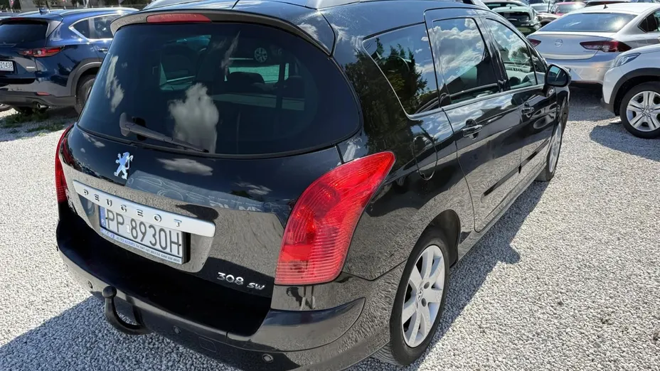 PEUGEOT 308 -