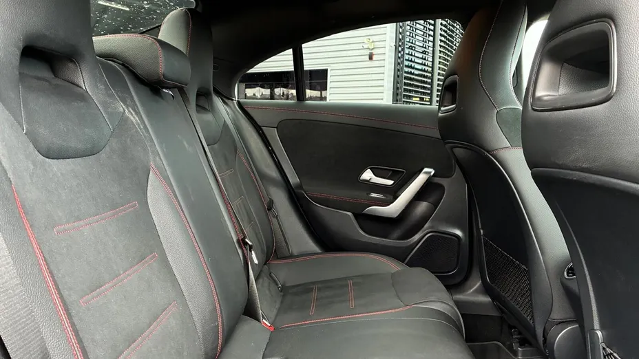 MERCEDES-BENZ CLA CLA 180 7G-DCT