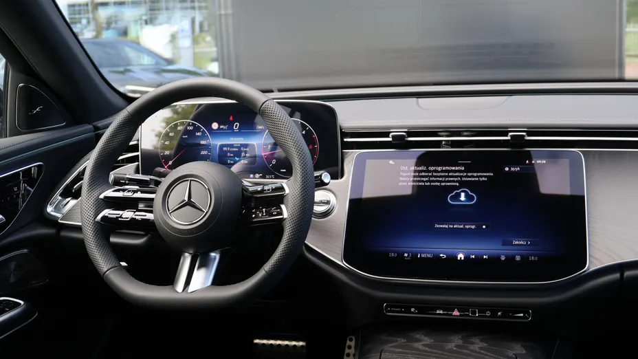MERCEDES-BENZ E Klasa E 220 d mHEV AMG 9G-Tronic Nowy