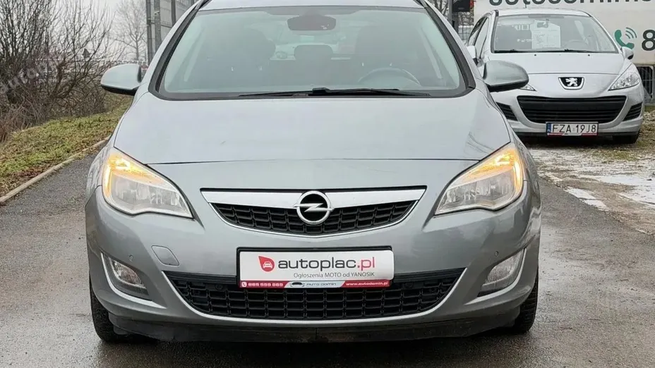 OPEL Astra -