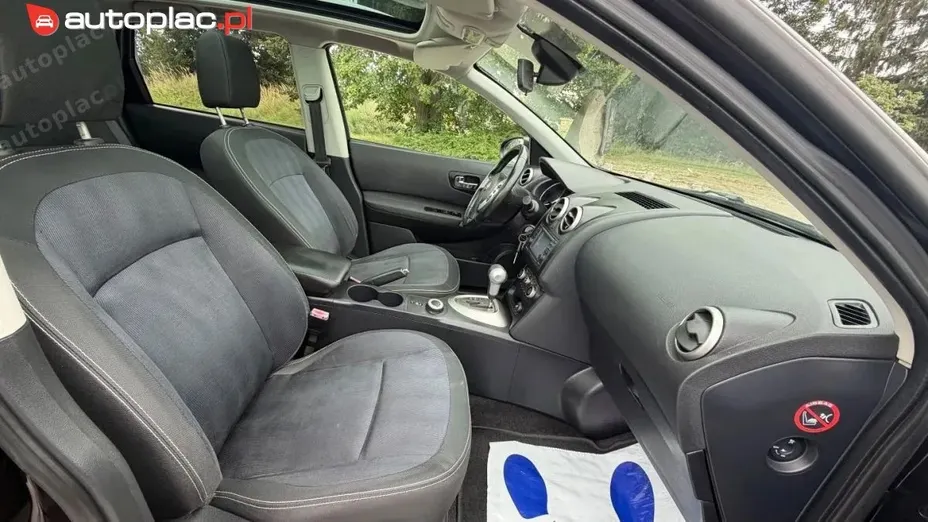 NISSAN Qashqai -