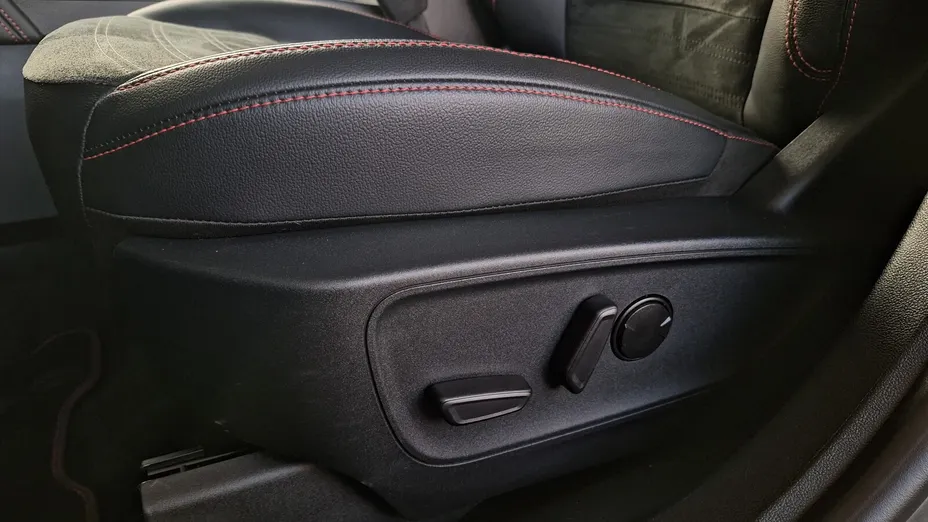 FORD Kuga Kuga 2.5 FHEV FWD ST-Line X