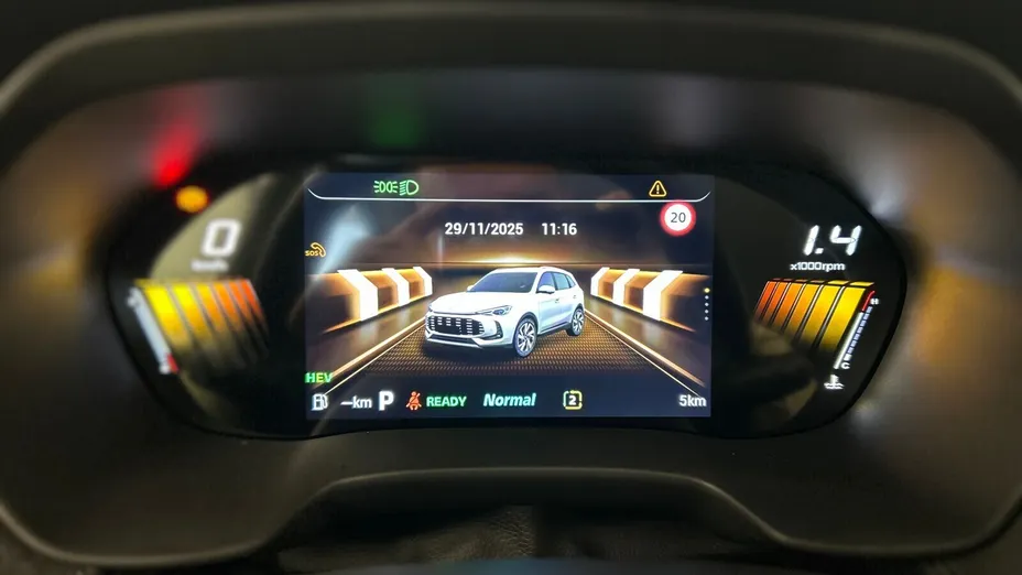 MG ZS ZS 1.5 HEV+ Excite aut Nowy