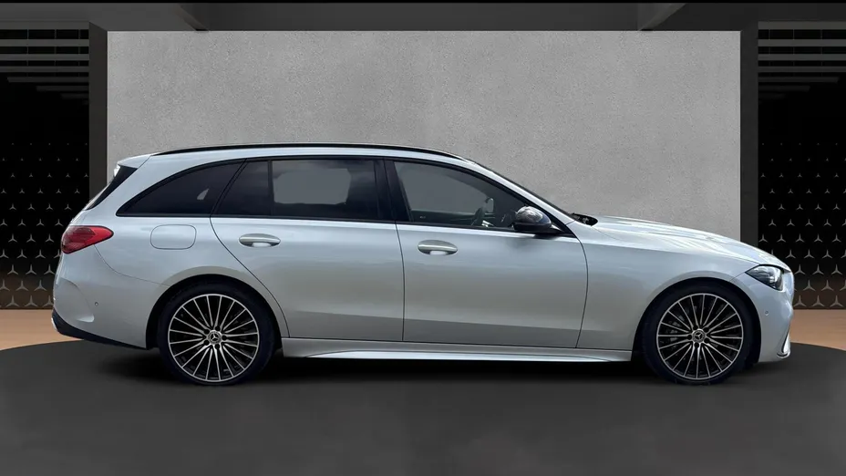 MERCEDES-BENZ C Klasa C 300 mHEV 4-Matic AMG