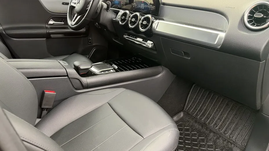 MERCEDES-BENZ GLB GLB 200 d Style 8G-DCT