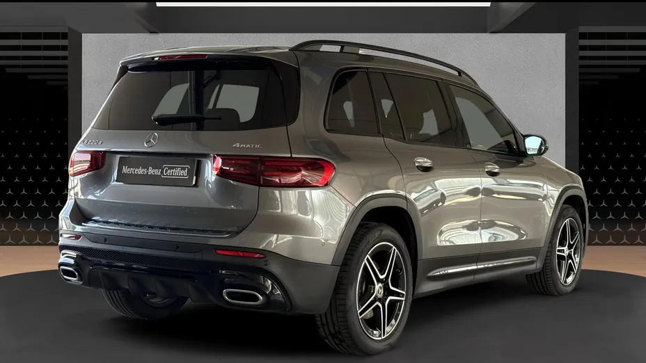 MERCEDES-BENZ GLB GLB 220 d 4-Matic AMG Line 8G-DCT