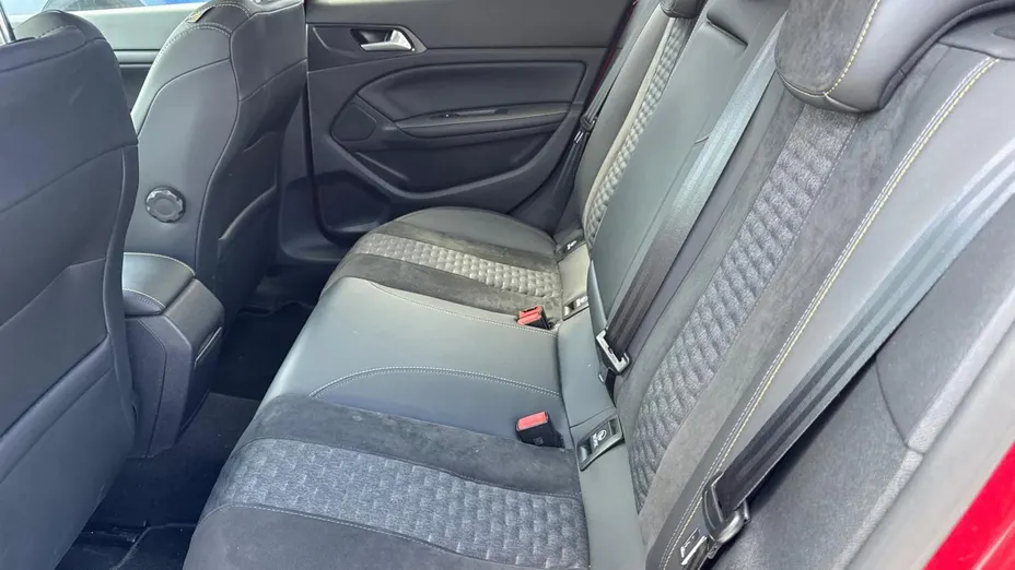 PEUGEOT 308 -