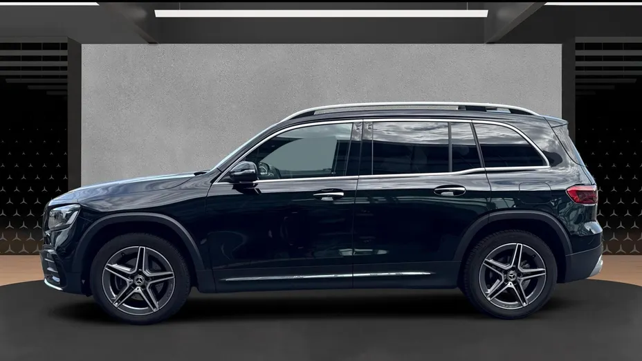 MERCEDES-BENZ GLB GLB 200 mHEV AMG Line 7G-DCT