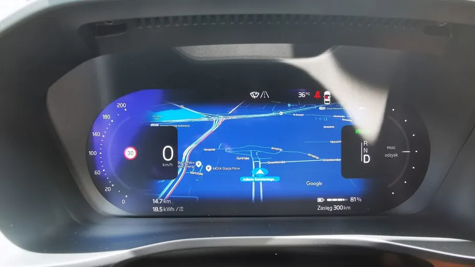 VOLVO XC40 -