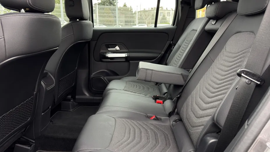MERCEDES-BENZ GLB GLB 200 mHEV Progressive 7G-DCT