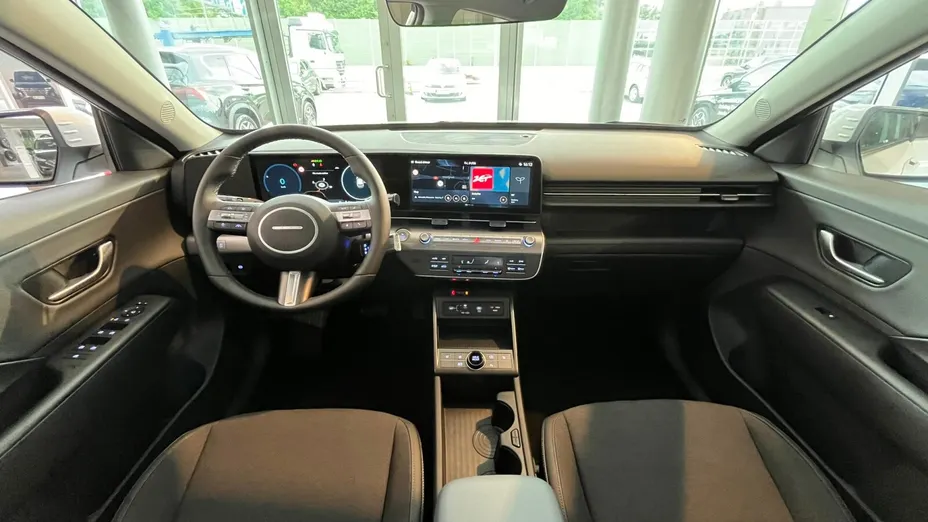 HYUNDAI Kona Kona Electric 65kWh Smart Nowy