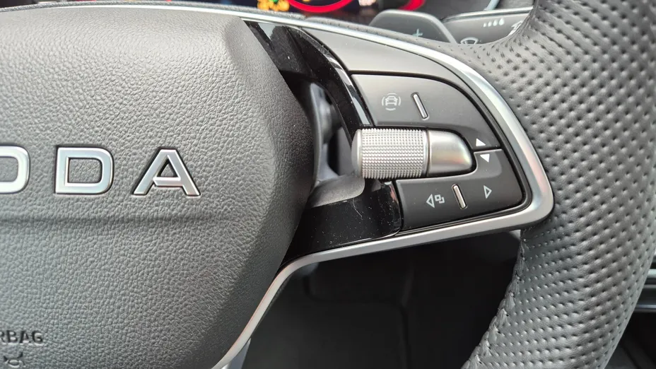 SKODA Octavia Octavia 2.0 TDI Sportline DSG Nowy