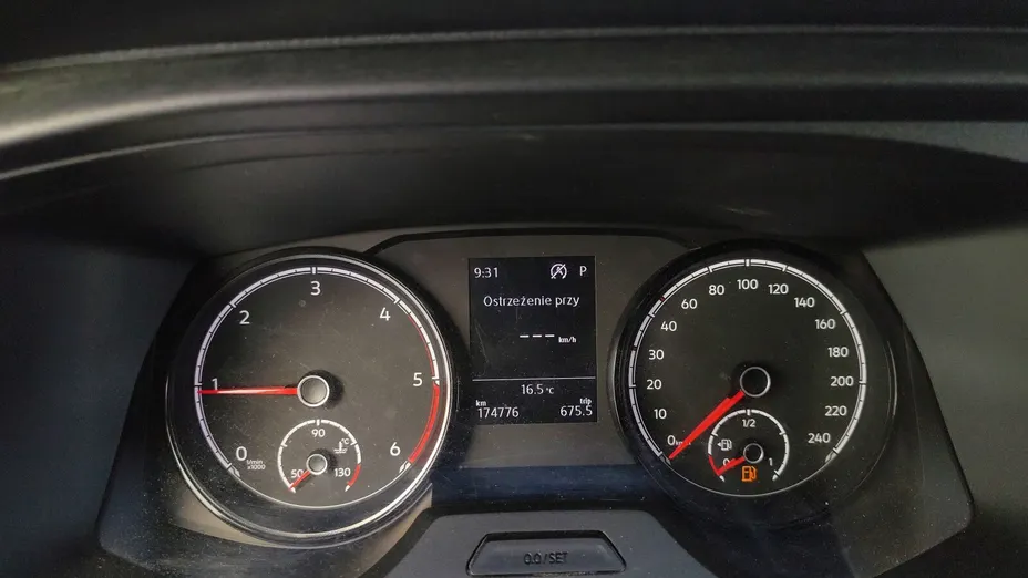 VOLKSWAGEN Transporter Transporter T6 TDI L1H1 DSG