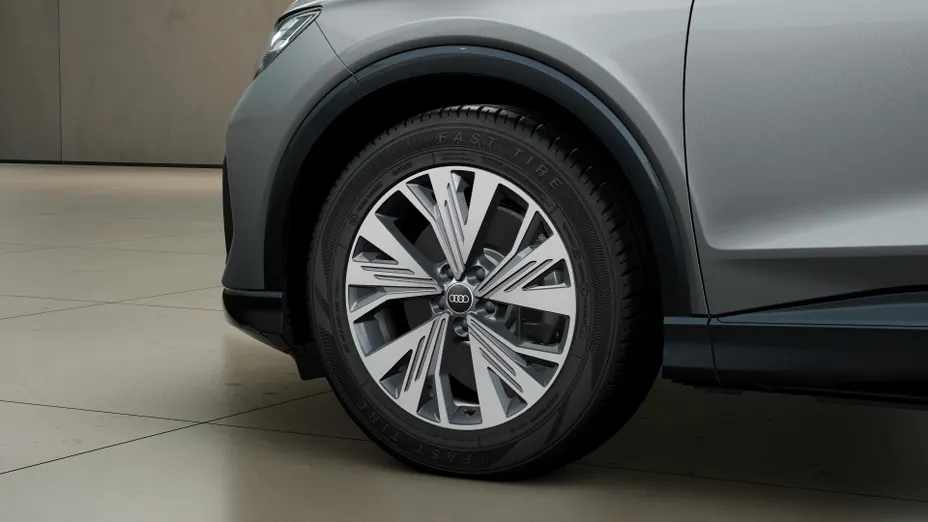 AUDI Q4 Q4 e-tron 40 63kWh Nowy