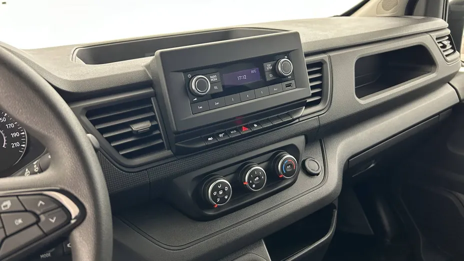 RENAULT Trafic -