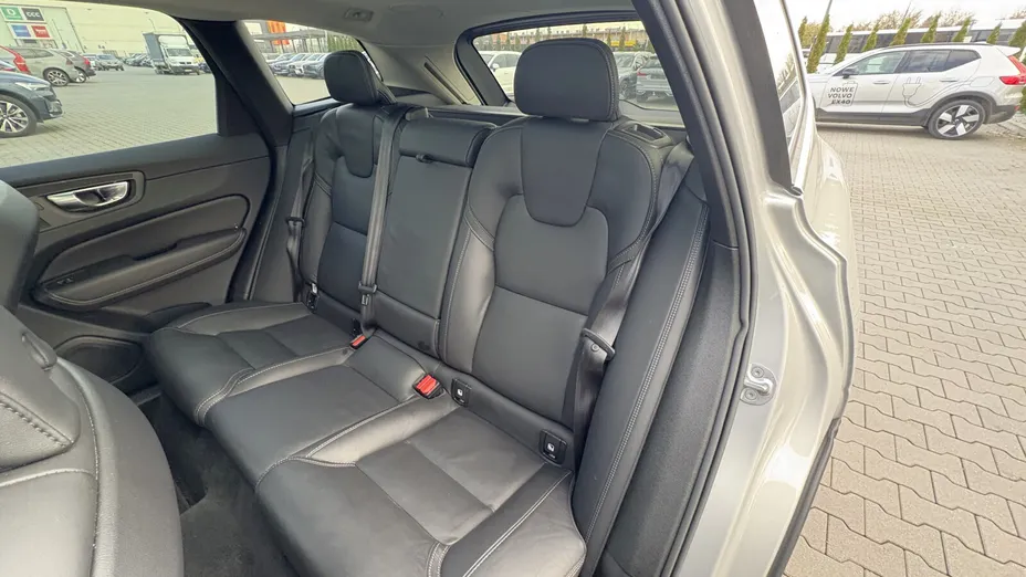 VOLVO XC60 XC60 B5 D AWD Ultimate Bright aut