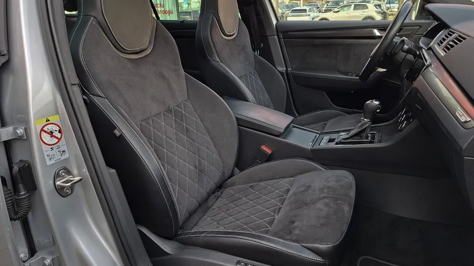 SKODA Superb Superb 2.0 TDI SCR Sportline DSG