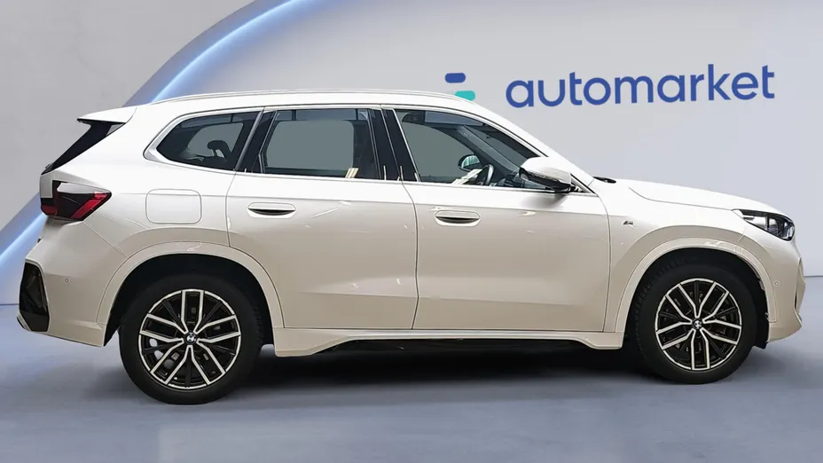 BMW X1 X1 xDrive23i mHEV aut