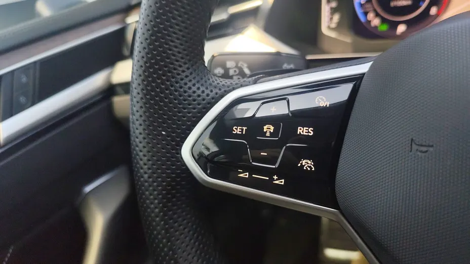 VOLKSWAGEN Arteon Arteon 2.0 TSI Elegance DSG