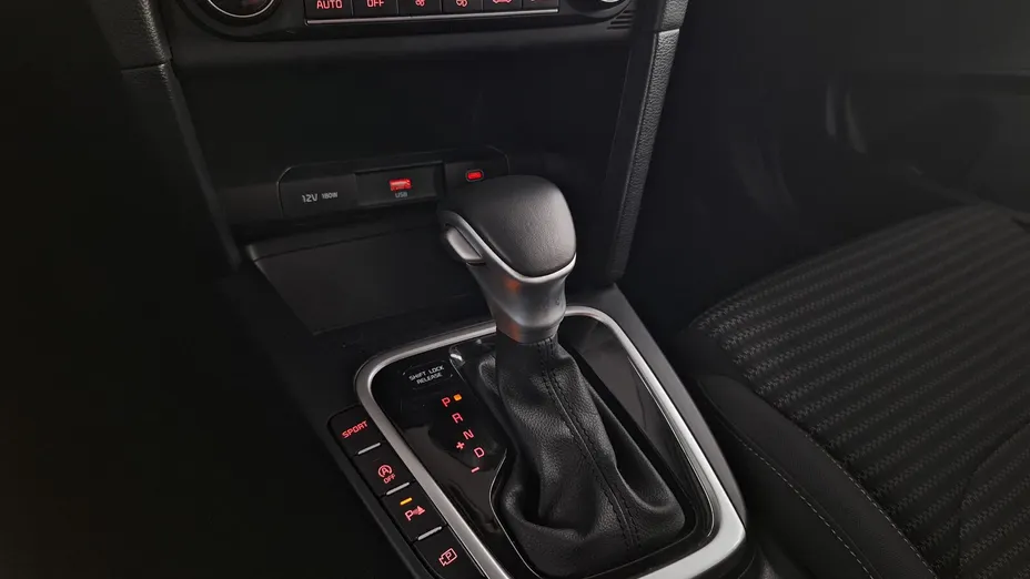 KIA Cee'd Ceed 1.5 T-GDI M DCT