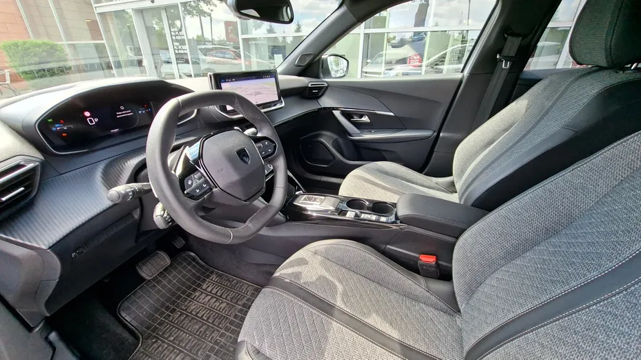 PEUGEOT 2008 2008 PureTech 130 Allure S&S EAT8