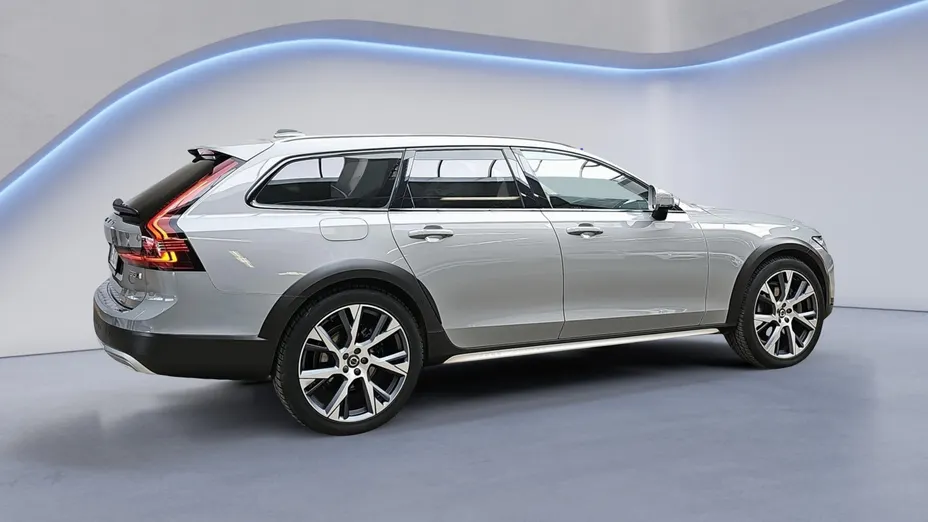 VOLVO V90 V90 CC B5 B AWD Ultimate aut