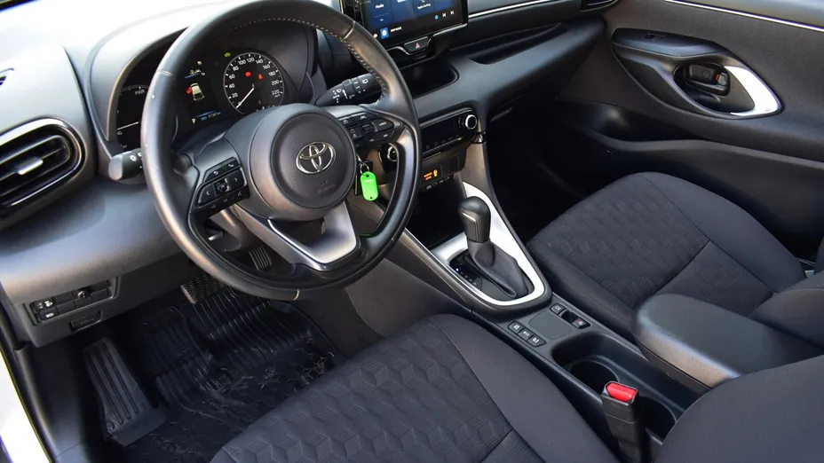 TOYOTA Yaris Yaris Hybrid 1.5 Comfort