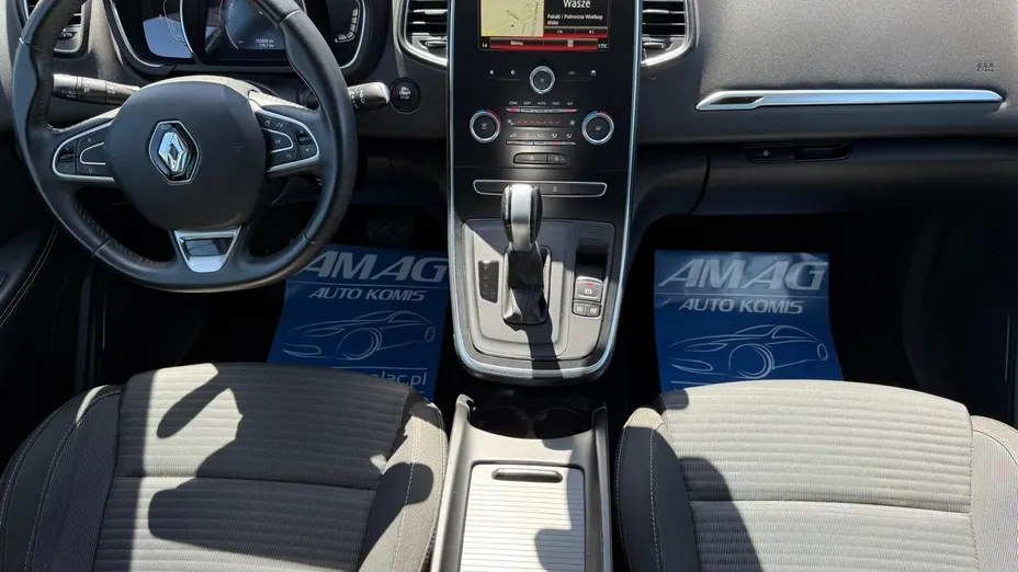 RENAULT Scenic -