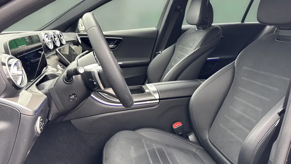 MERCEDES-BENZ C Klasa C 220 d mHEV 4-Matic AMG