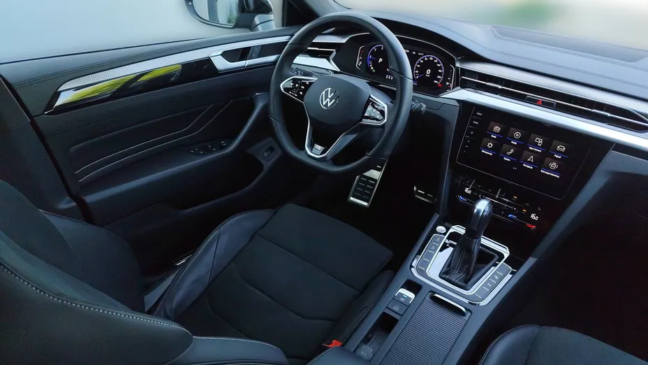 VOLKSWAGEN Arteon Arteon 2.0 TDI 4Motion R-Line DSG