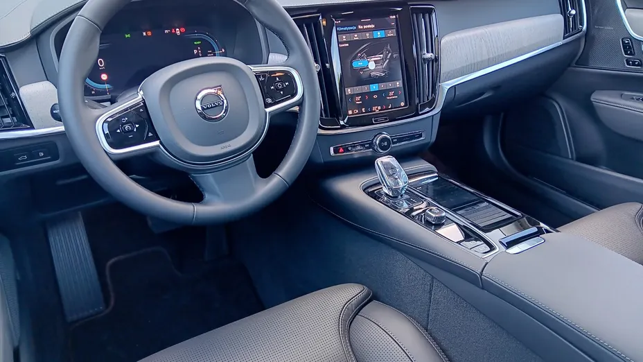 VOLVO V90 V90 T6 AWD Plug-In Hybrid Plus Dark aut Nowy
