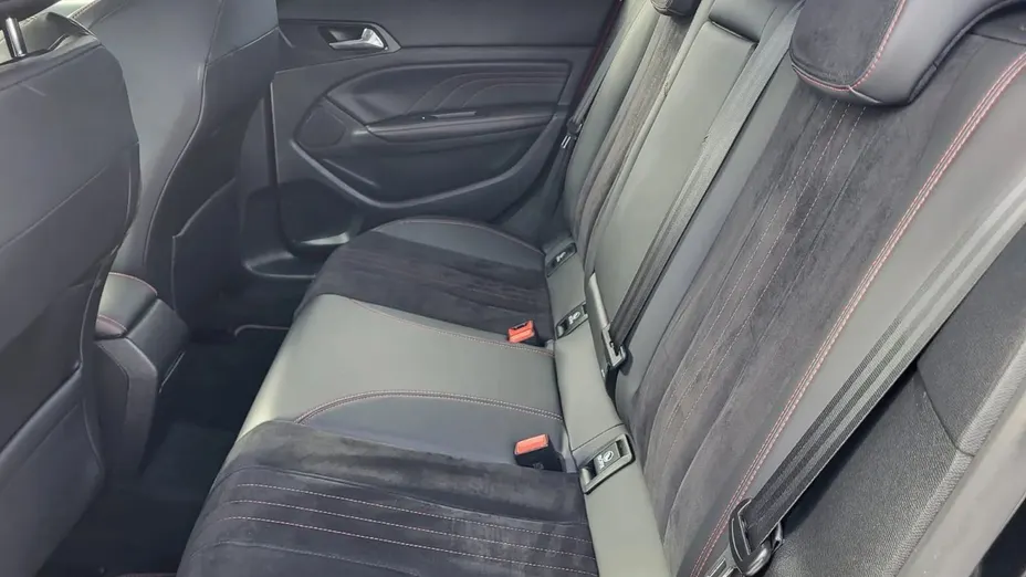 PEUGEOT 308 -
