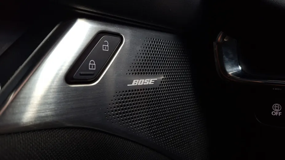 MAZDA 3 3 2.0 mHEV Hikari